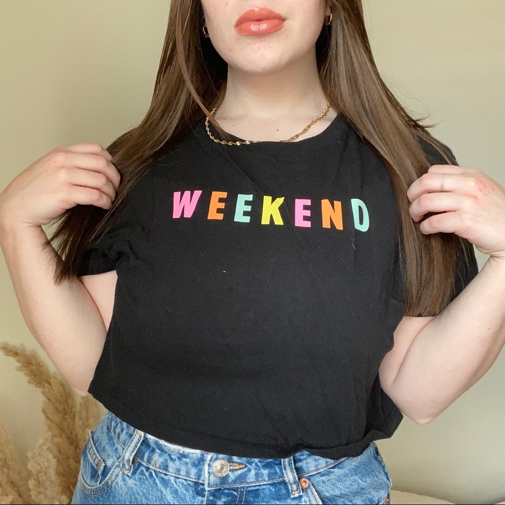 Cropped Weekend Tee